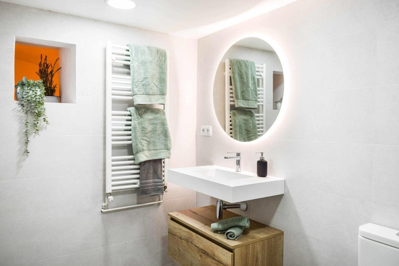 Casa Besalu Estudio En El Centro Del Pueblo Экстерьер фото