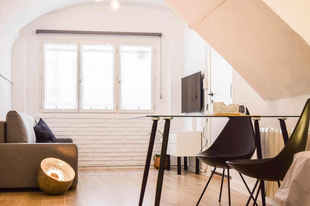Casa Besalu Estudio En El Centro Del Pueblo Экстерьер фото