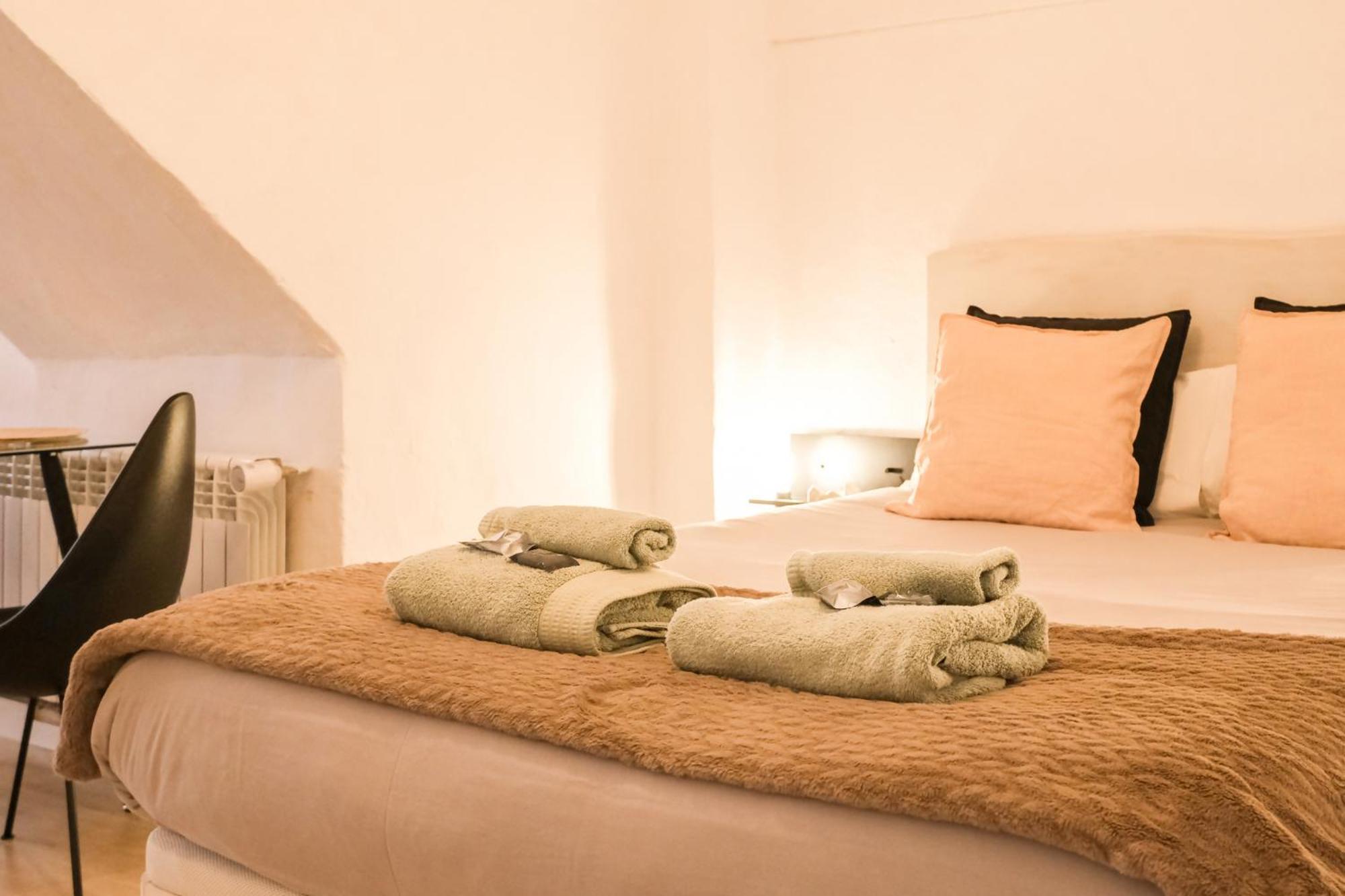 Casa Besalu Estudio En El Centro Del Pueblo Экстерьер фото
